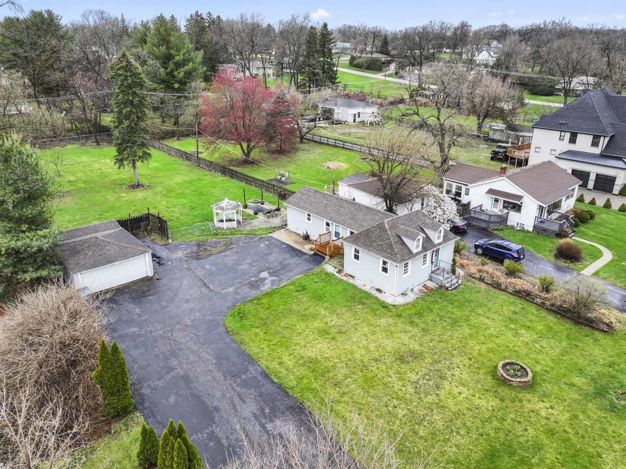 4616 River Drive, Lisle, IL 60532