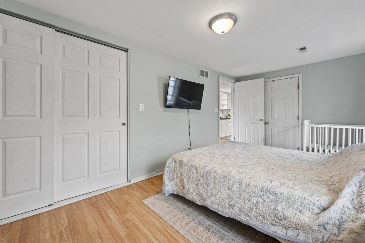 4616 River Drive, Lisle, IL 60532