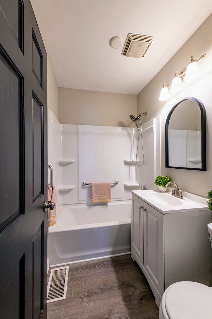 3017 Gabriel Avenue, Zion, IL 60099