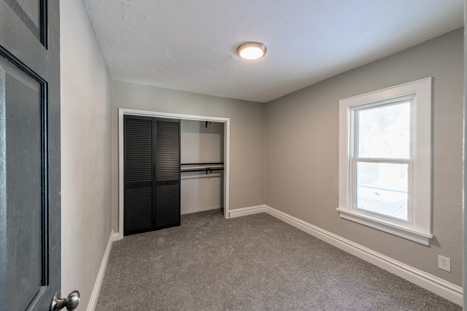 3017 Gabriel Avenue, Zion, IL 60099