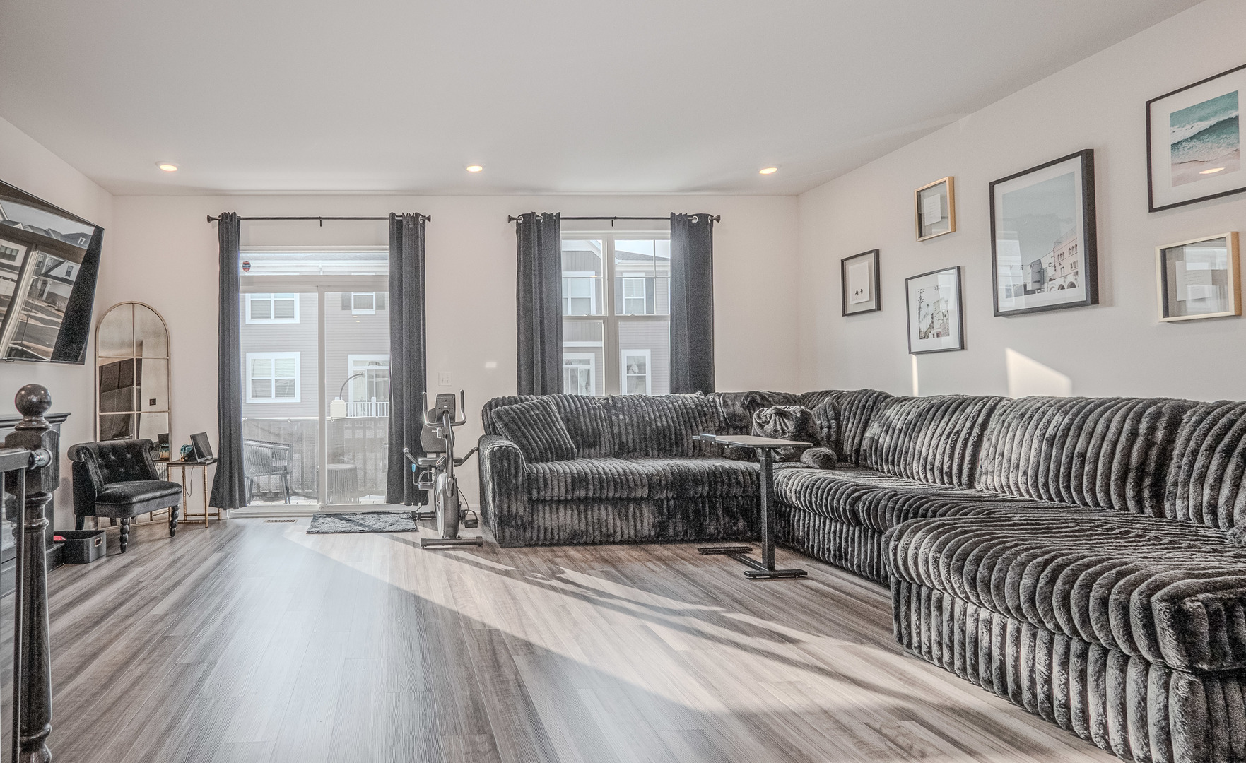 4167 Chelsea Manor Circle, Aurora, IL 60504