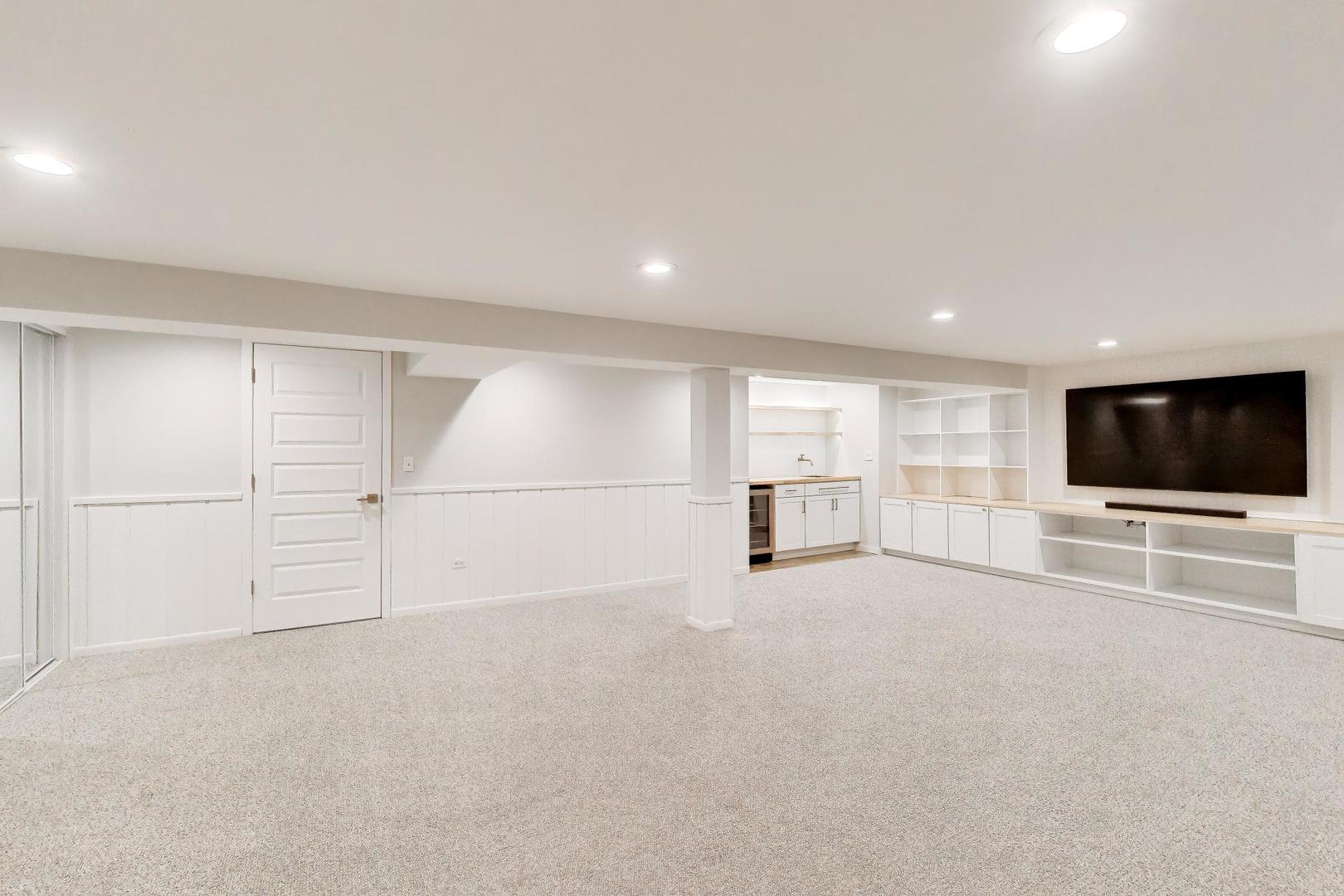 504 W Berkley Drive, Arlington Heights, IL 60004