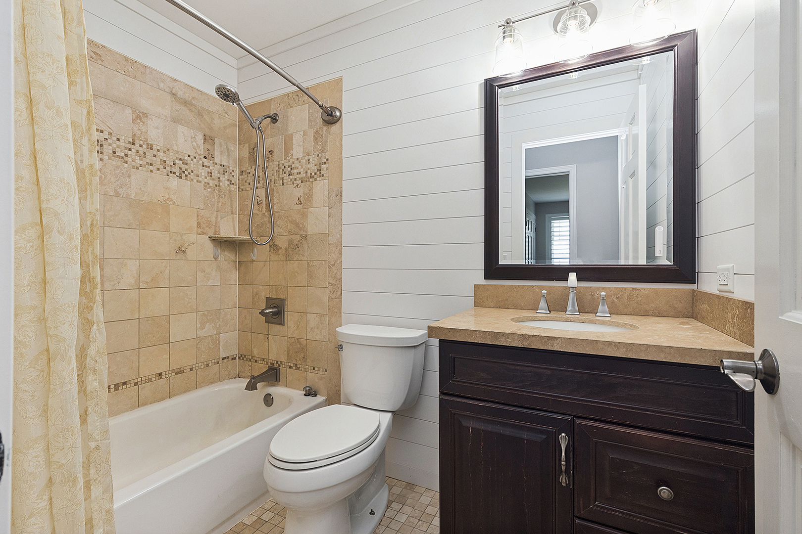 13050 S Elizabeth Drive, Plainfield, IL 60585