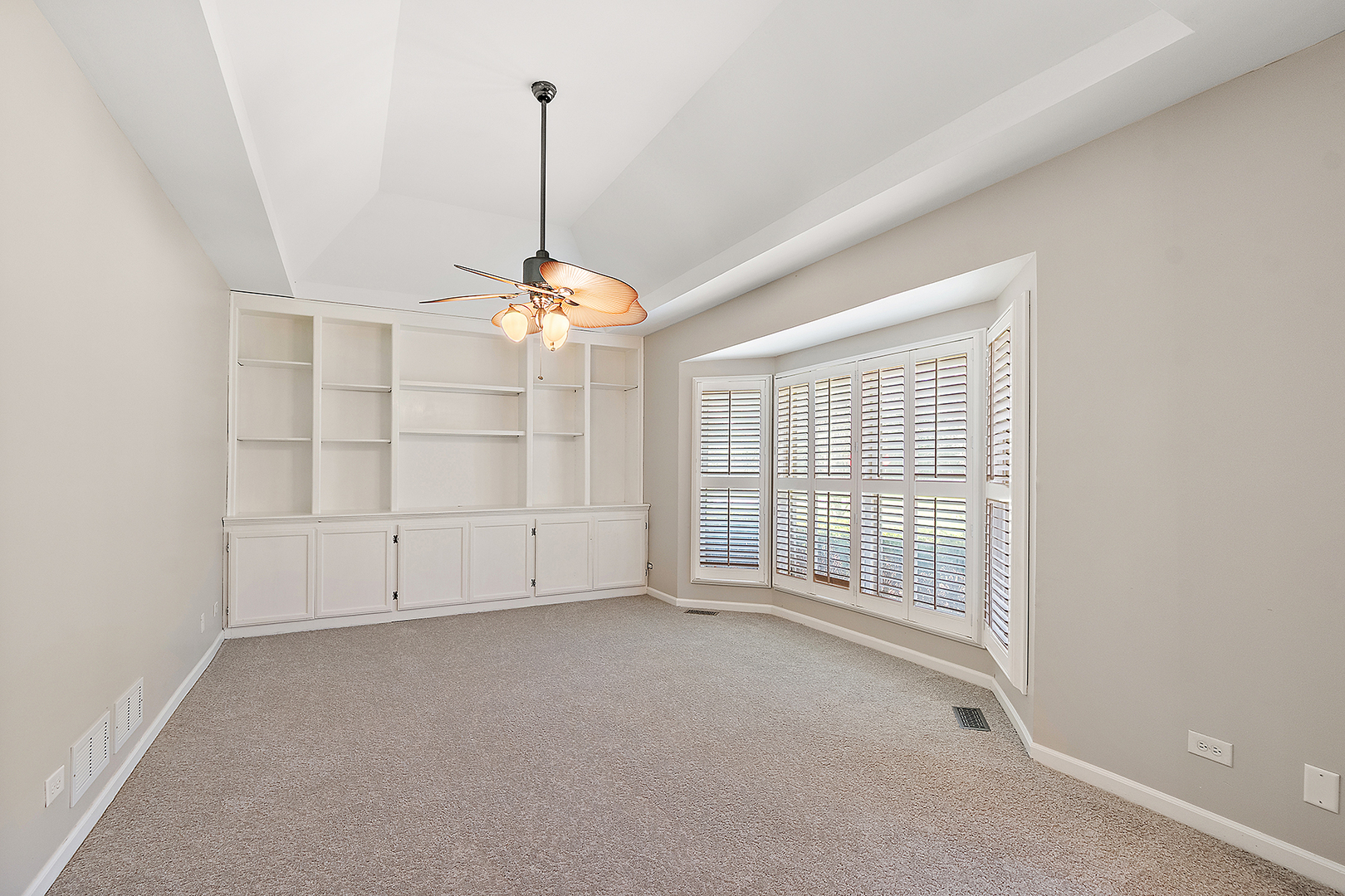 13050 S Elizabeth Drive, Plainfield, IL 60585