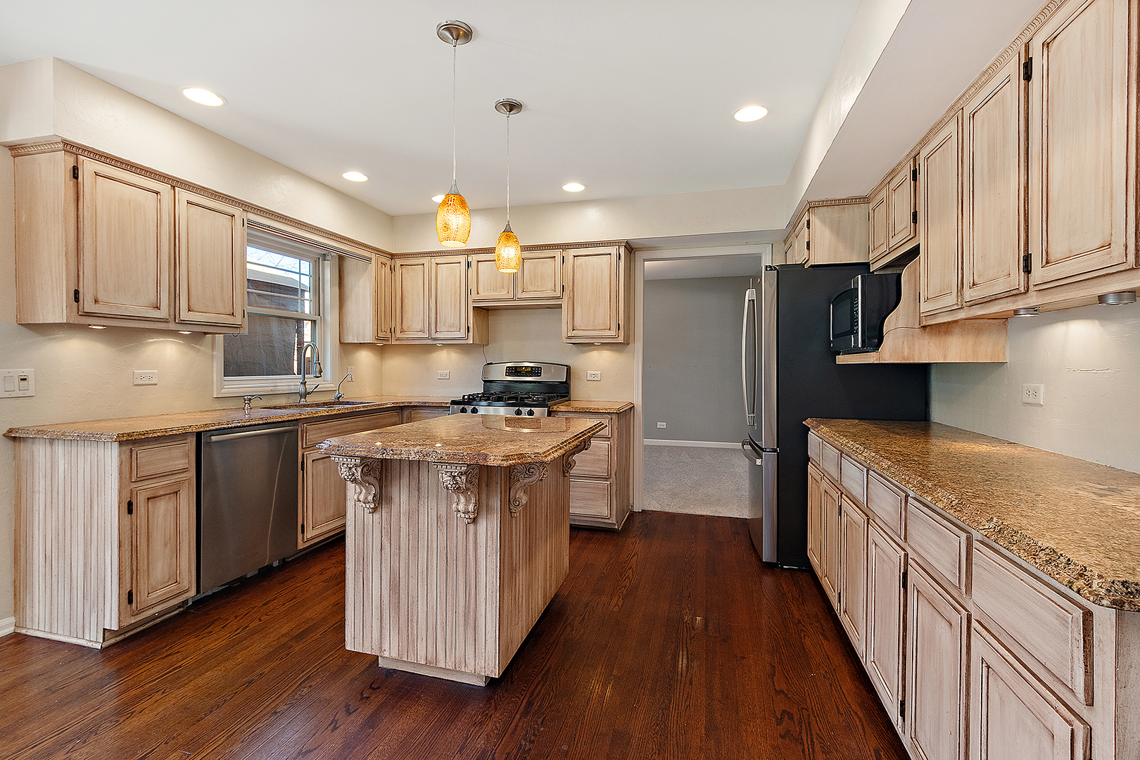 13050 S Elizabeth Drive, Plainfield, IL 60585