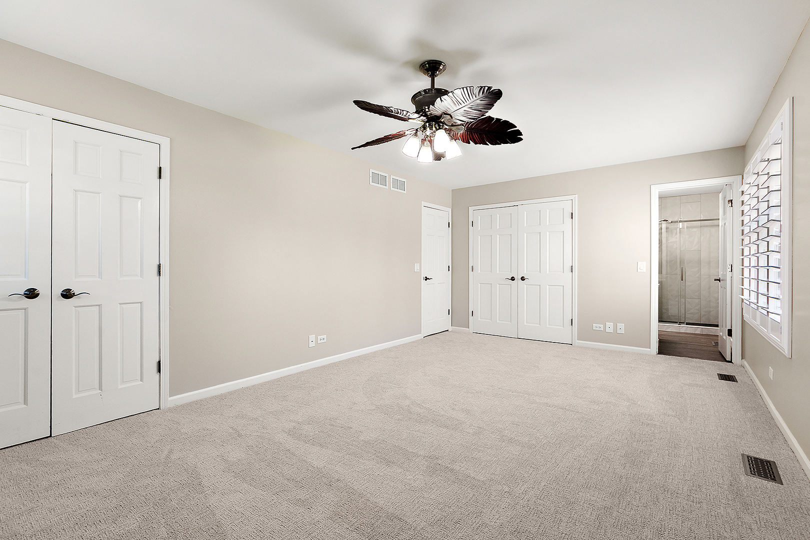 13050 S Elizabeth Drive, Plainfield, IL 60585