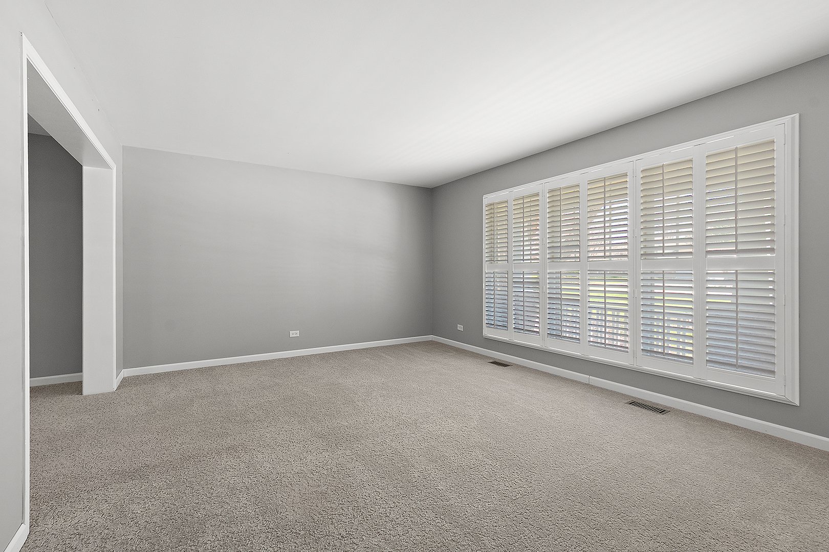 13050 S Elizabeth Drive, Plainfield, IL 60585