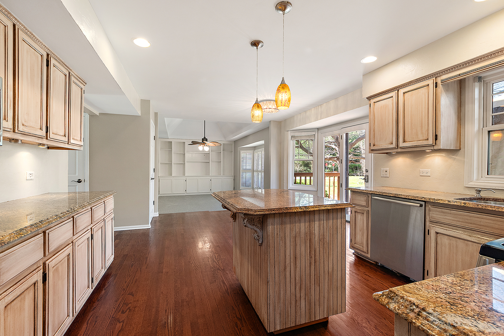 13050 S Elizabeth Drive, Plainfield, IL 60585