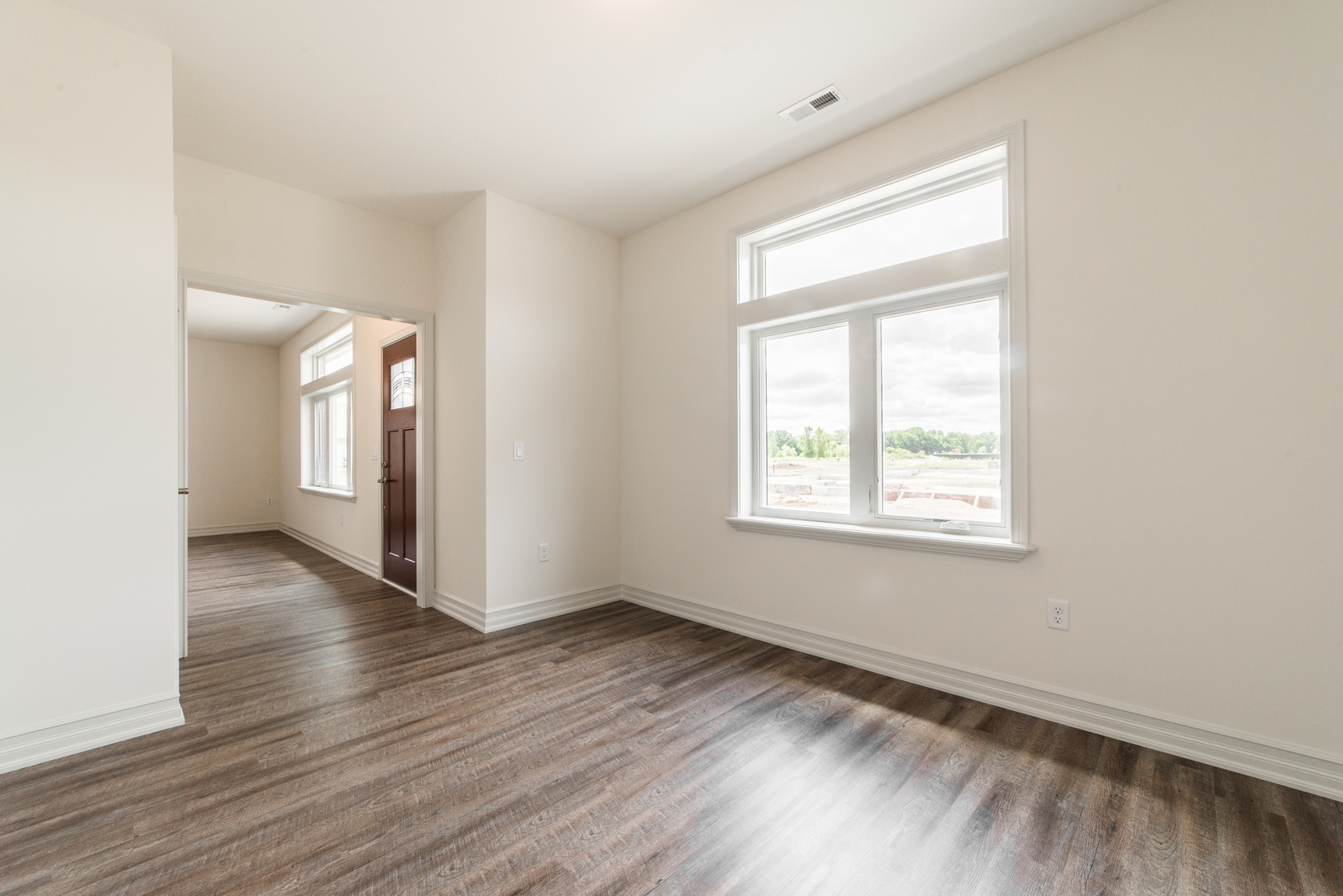 411 Stearn Drive #411, Genoa, IL 60135