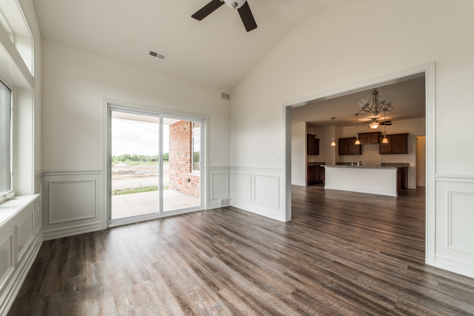 411 Stearn Drive #411, Genoa, IL 60135