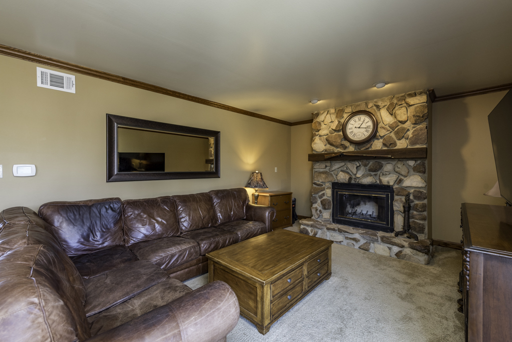 3831 Pine Avenue, Beach Park, IL 60099