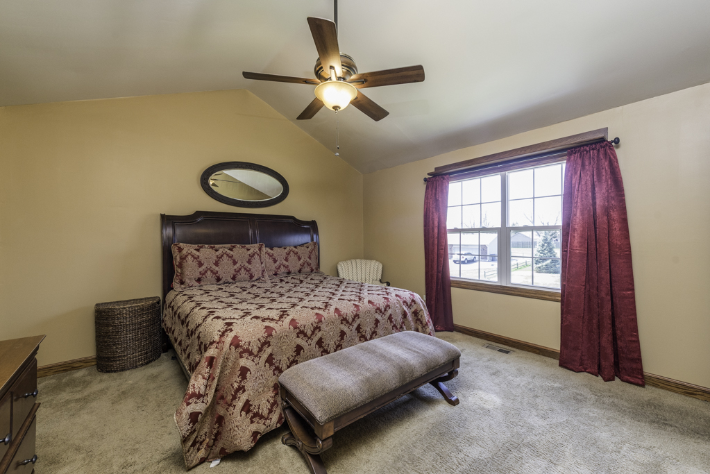 3831 Pine Avenue, Beach Park, IL 60099