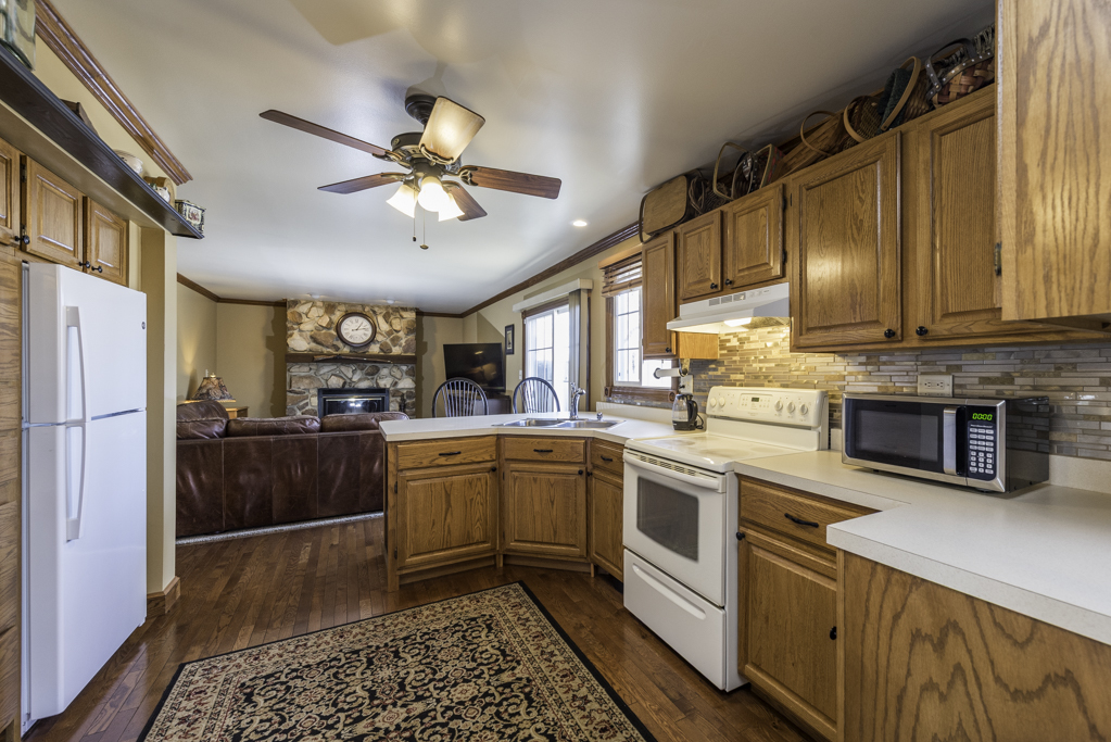 3831 Pine Avenue, Beach Park, IL 60099