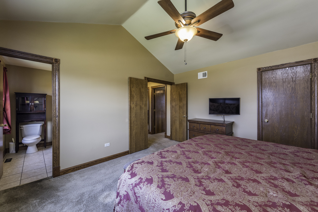 3831 Pine Avenue, Beach Park, IL 60099