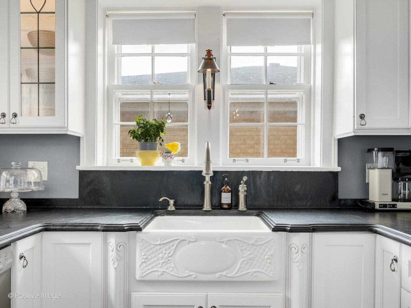 1001 S Brainard Avenue, La Grange, IL 60525