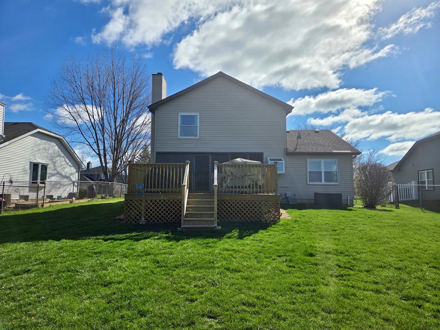 1036 Pheasant Trail, Carol Stream, IL 60188