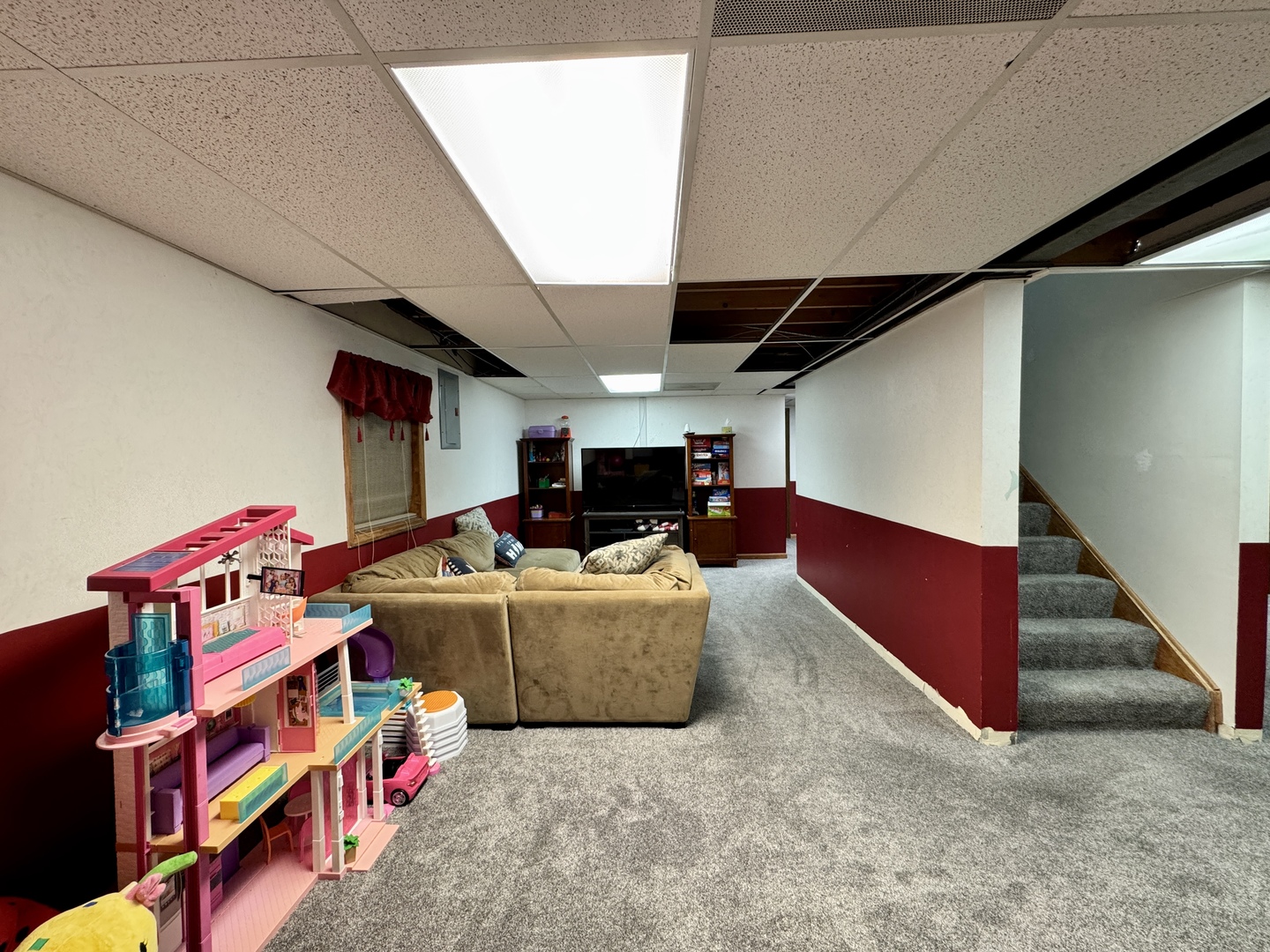 1036 Pheasant Trail, Carol Stream, IL 60188