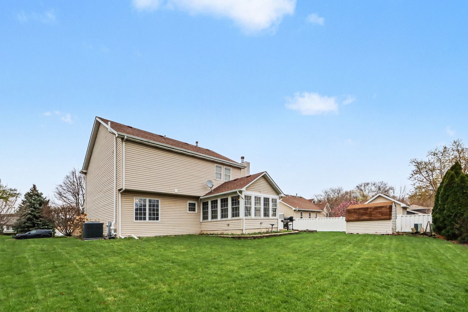 402 Badger Lane, Oswego, IL 60543