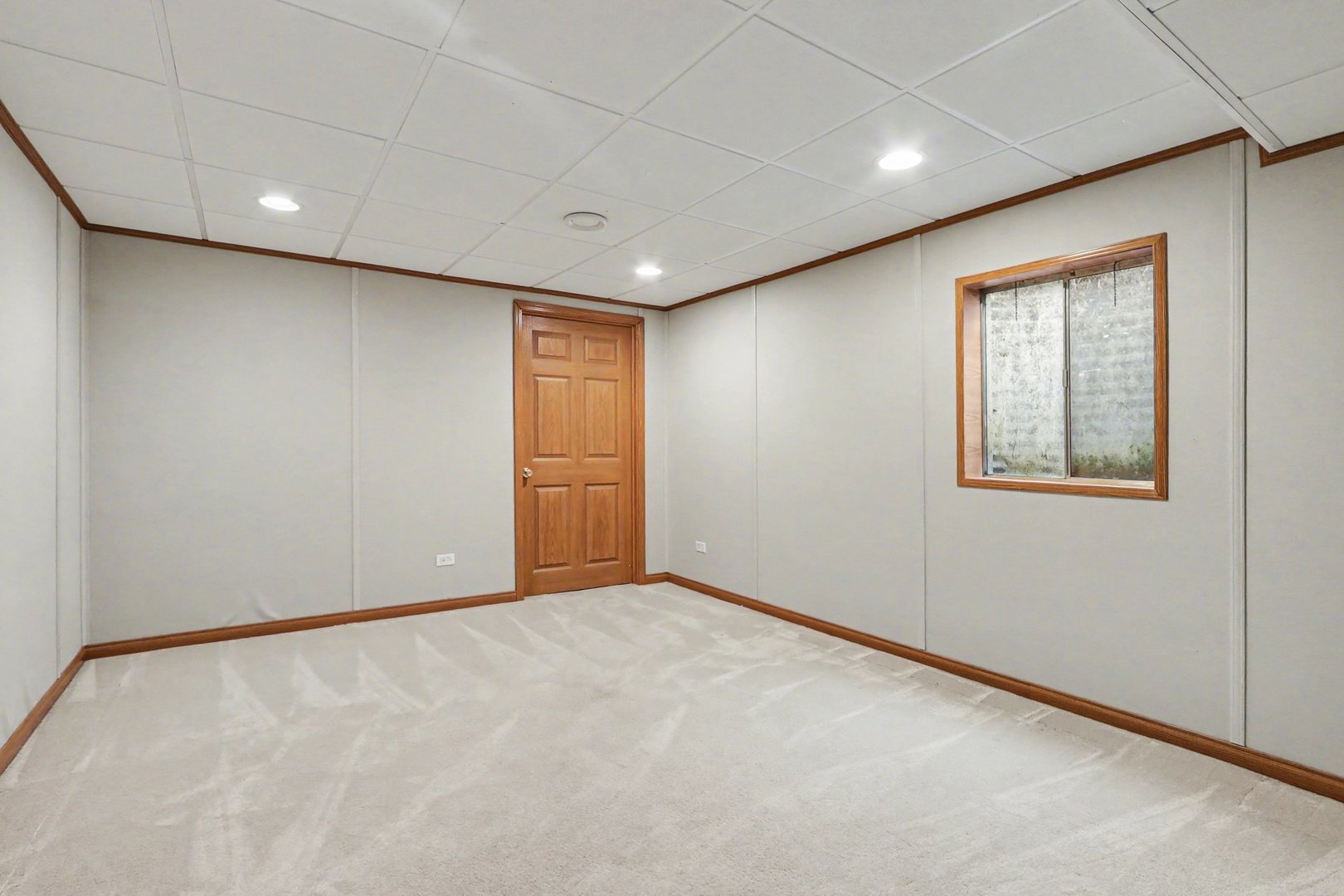 402 Badger Lane, Oswego, IL 60543