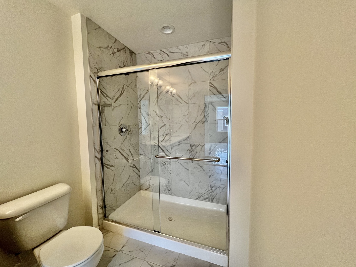 Warrenville, IL 60555