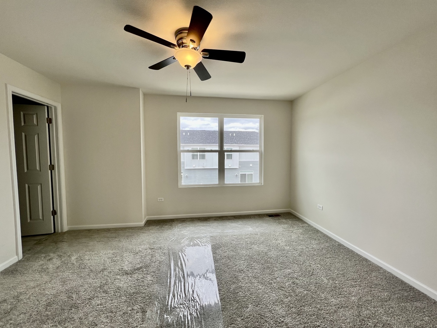 Warrenville, IL 60555