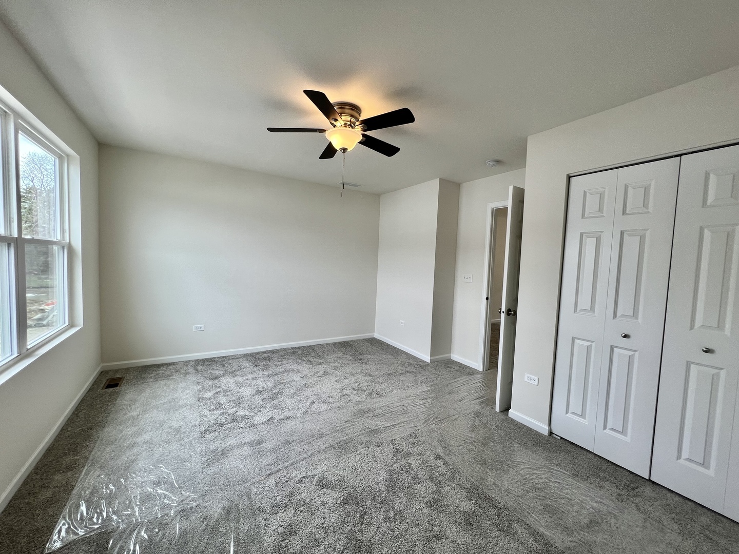 Warrenville, IL 60555