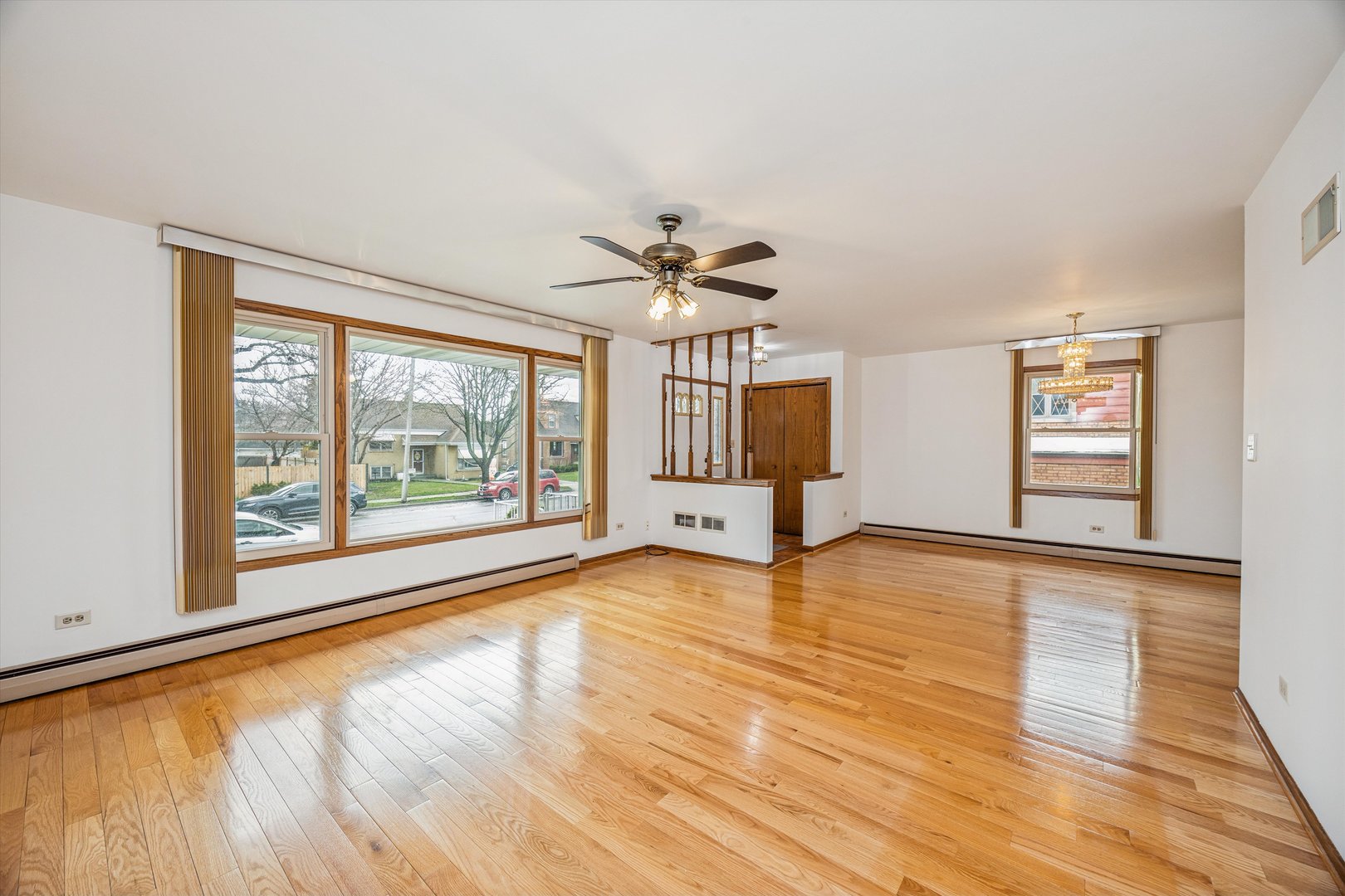 4230 Prairie Avenue, Brookfield, IL 60513