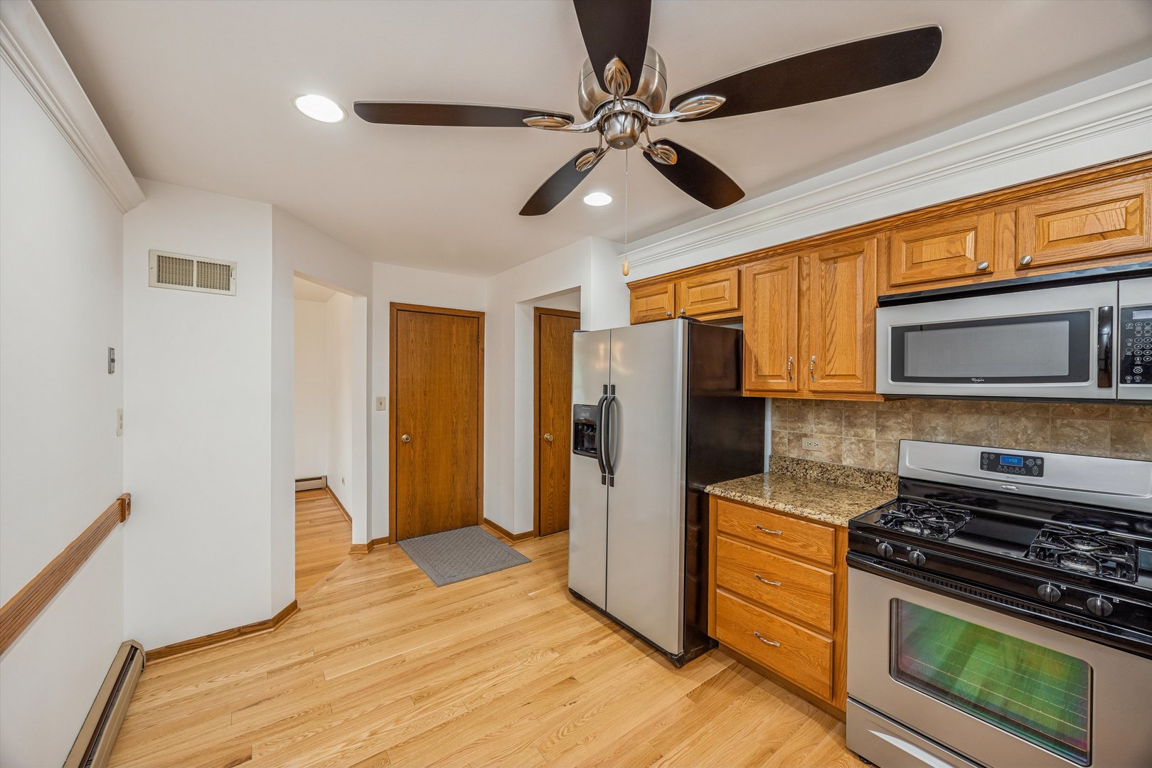 4230 Prairie Avenue, Brookfield, IL 60513