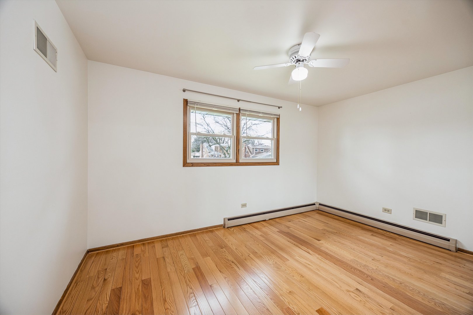 4230 Prairie Avenue, Brookfield, IL 60513