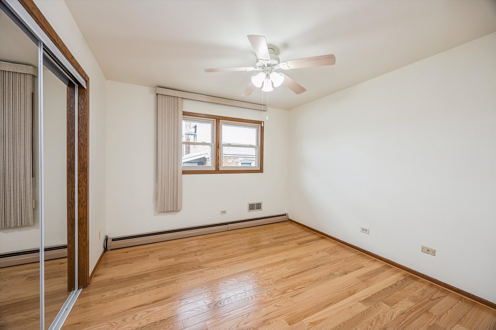 4230 Prairie Avenue, Brookfield, IL 60513