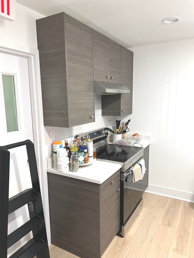 1930 Sherman Avenue #1S, Evanston, IL 60201