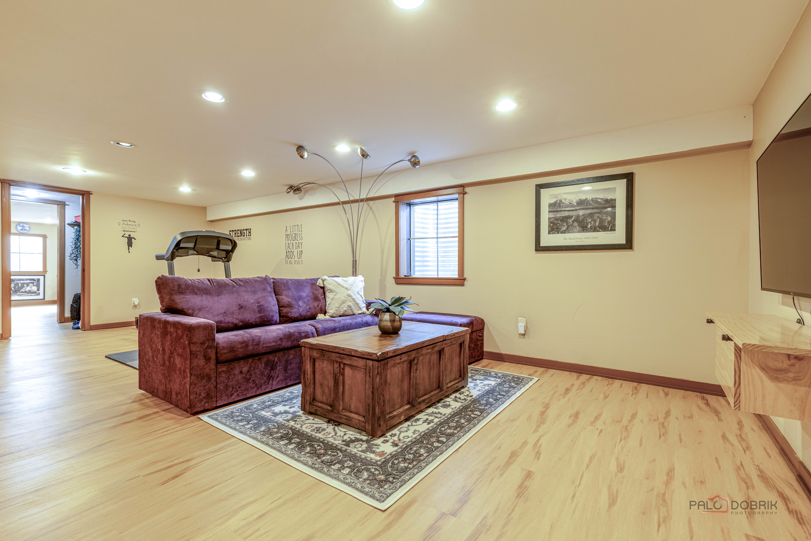 521 Castlewood Lane, Buffalo Grove, IL 60089