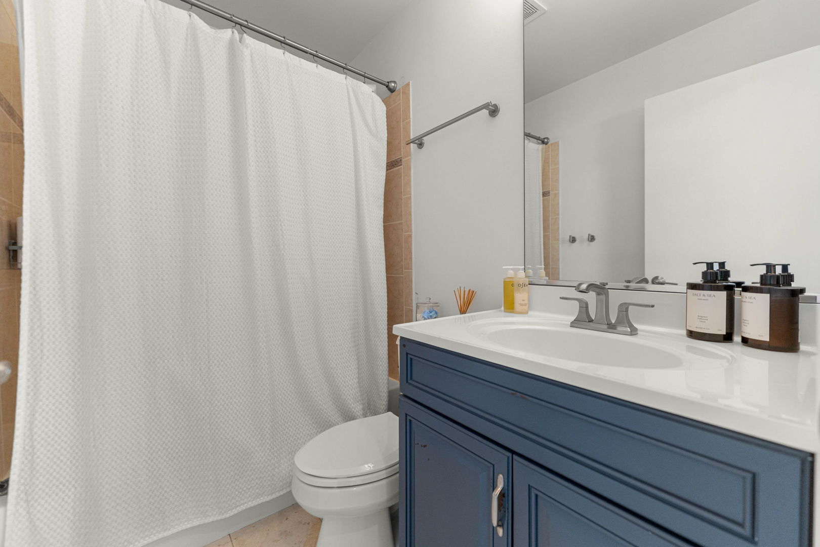 1422 S State Street, Chicago, IL 60605