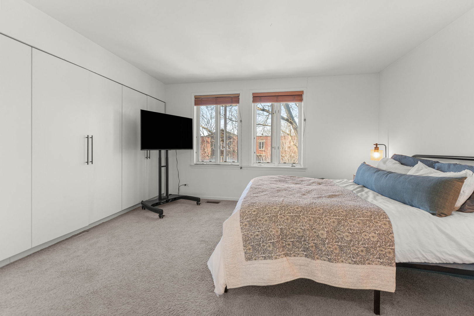 1422 S State Street, Chicago, IL 60605