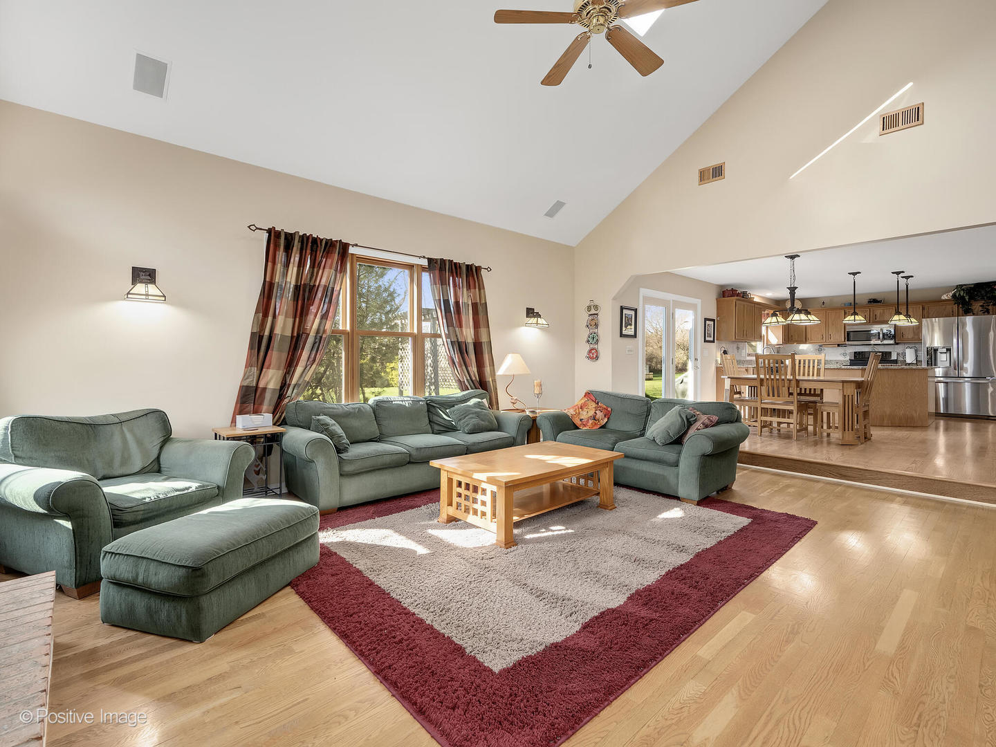 230 Plumtree Lane, West Chicago, IL 60185