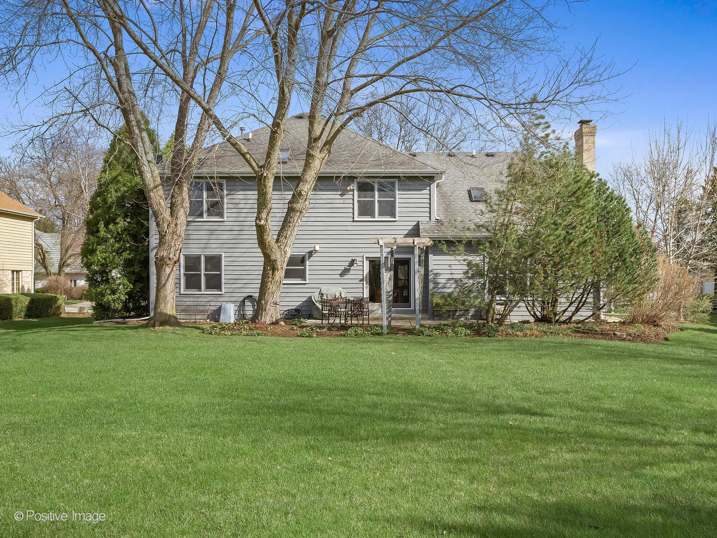 230 Plumtree Lane, West Chicago, IL 60185