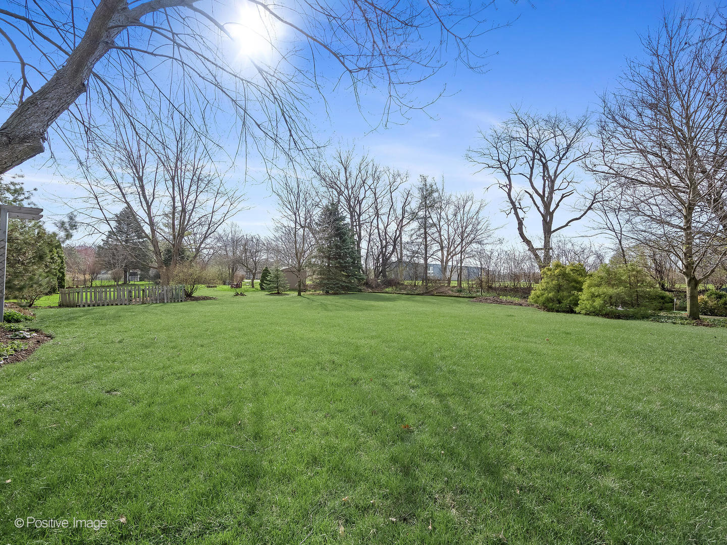 230 Plumtree Lane, West Chicago, IL 60185