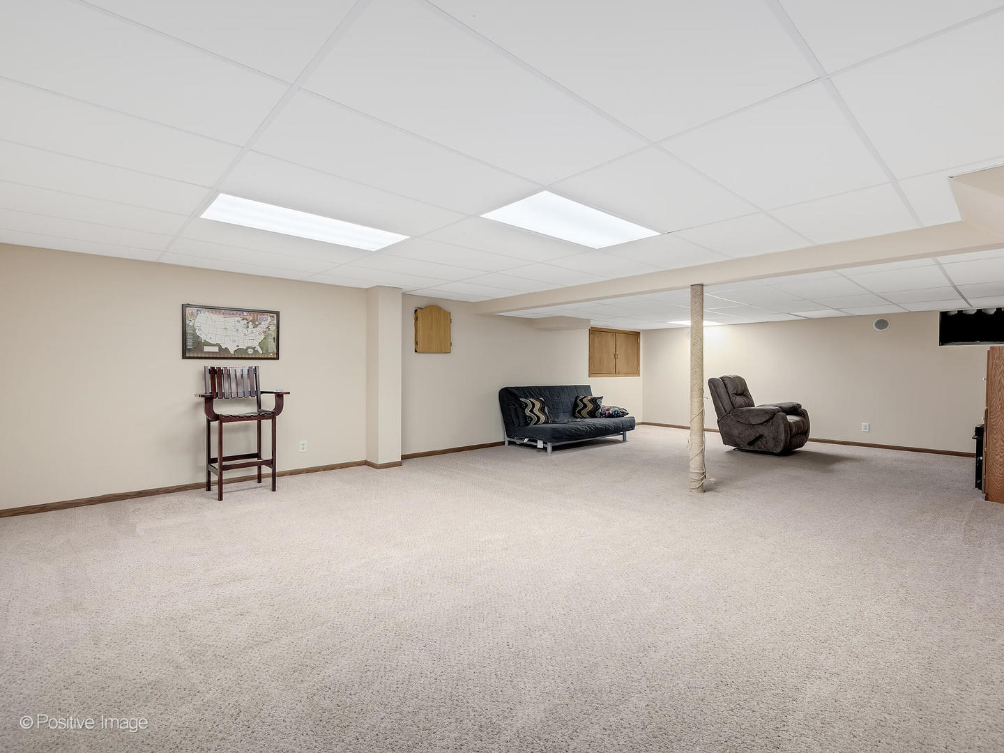 230 Plumtree Lane, West Chicago, IL 60185