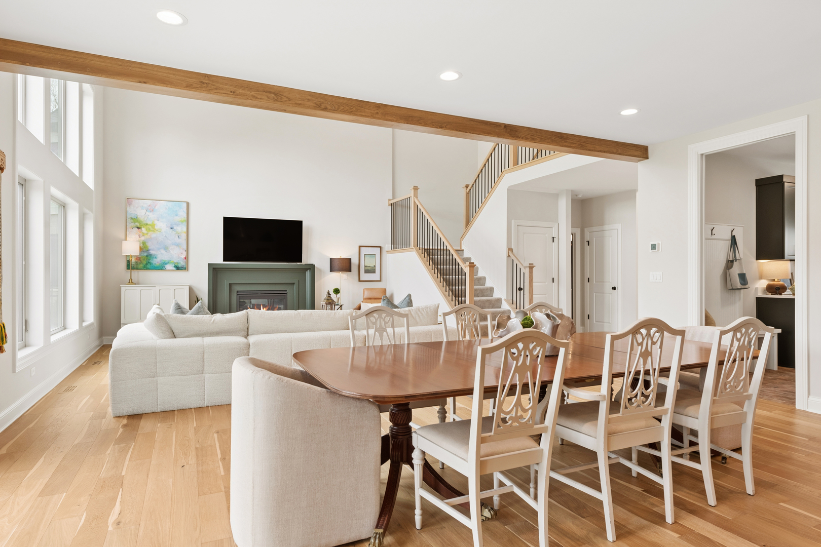 1113 Fox Wood Lane, Woodridge, IL 60517