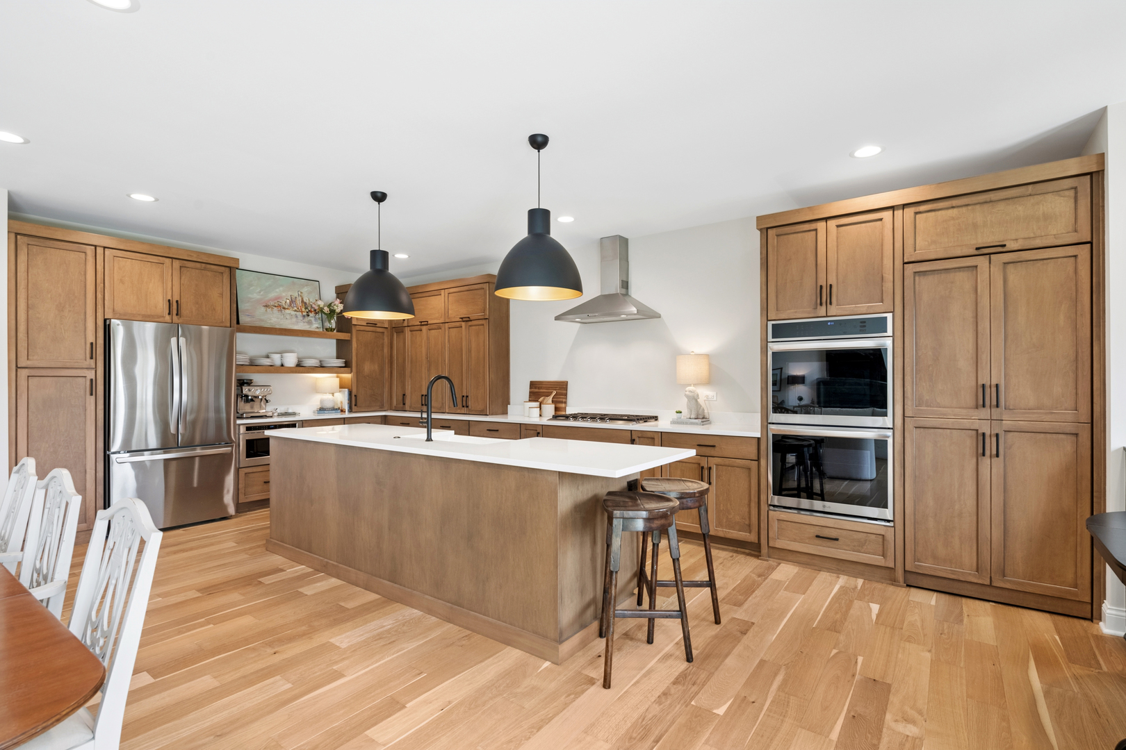 1113 Fox Wood Lane, Woodridge, IL 60517