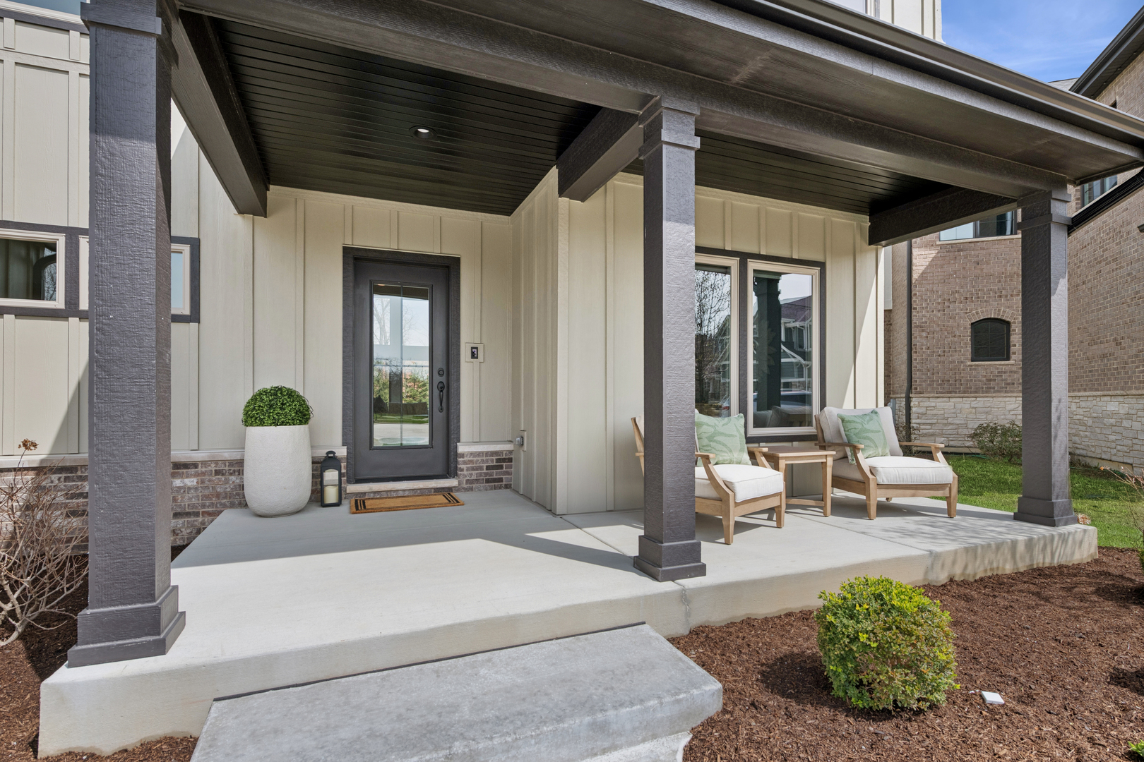 1113 Fox Wood Lane, Woodridge, IL 60517