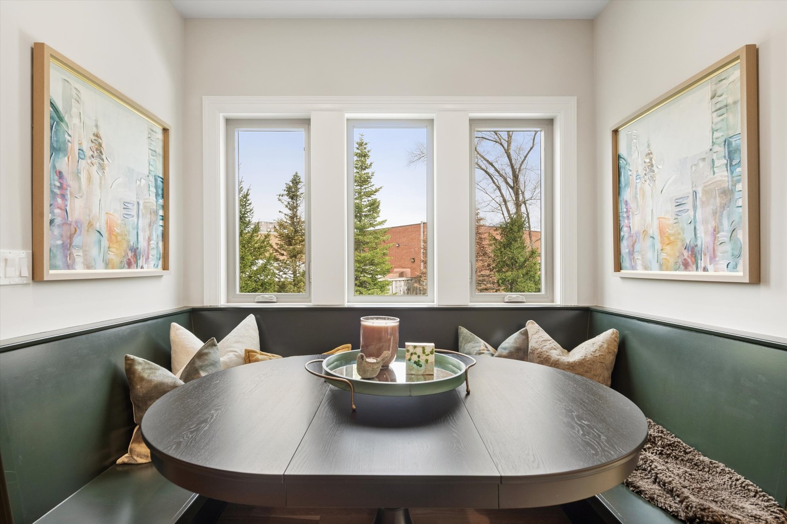 1113 Fox Wood Lane, Woodridge, IL 60517