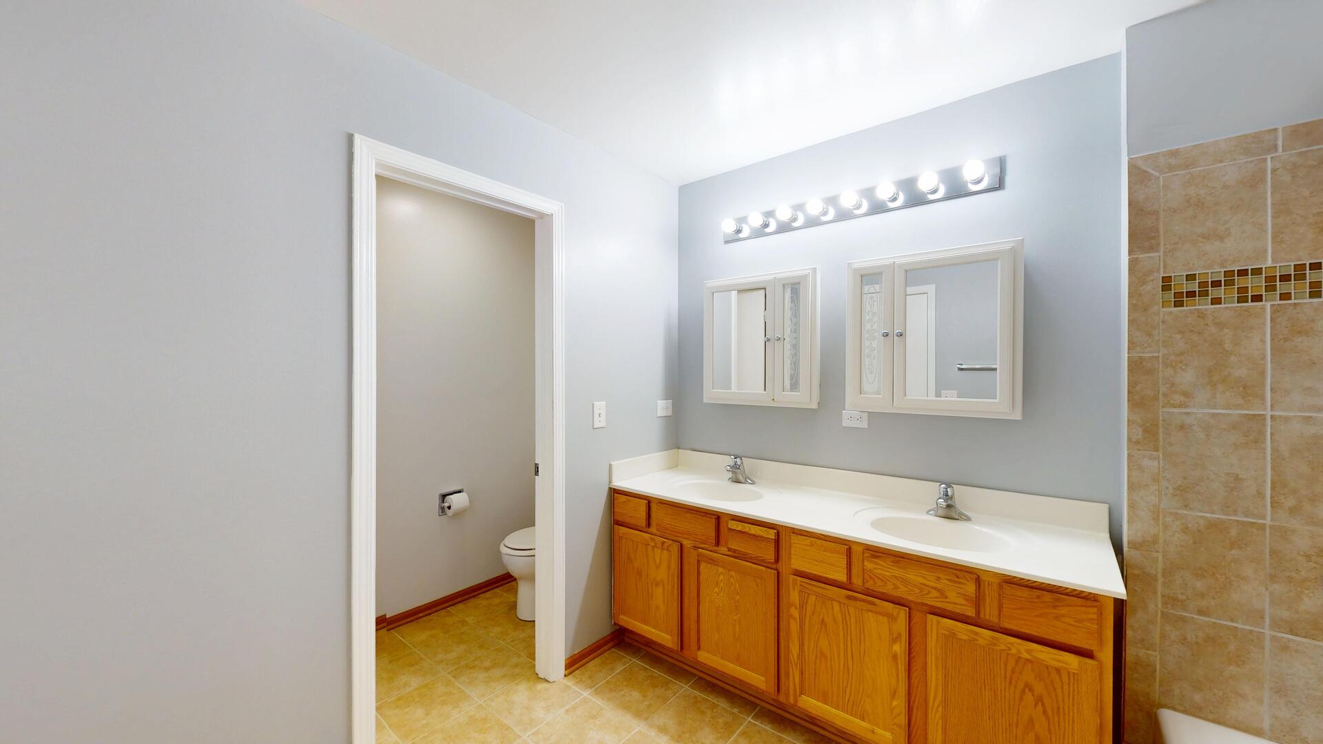 189 Key Largo Drive, Romeoville, IL 60446