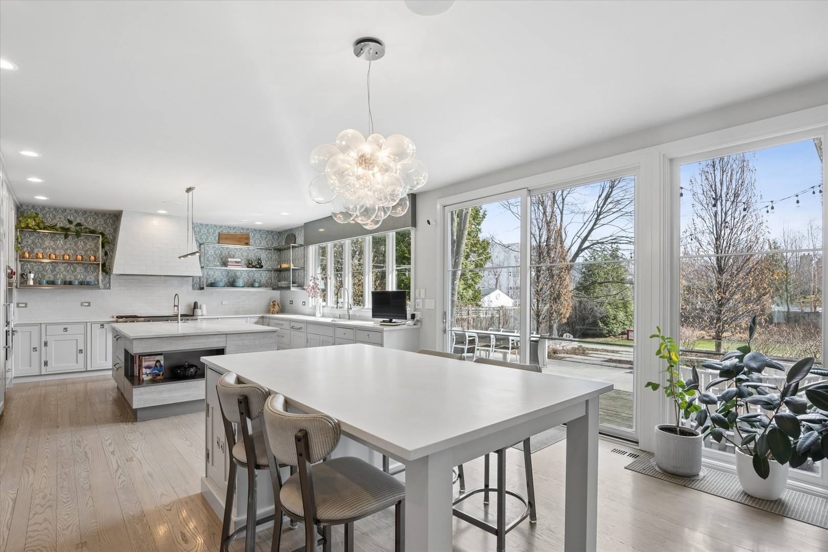 617 S Garfield Street, Hinsdale, IL 60521