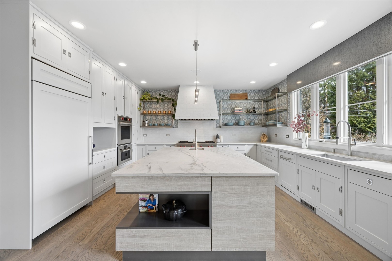 617 S Garfield Street, Hinsdale, IL 60521