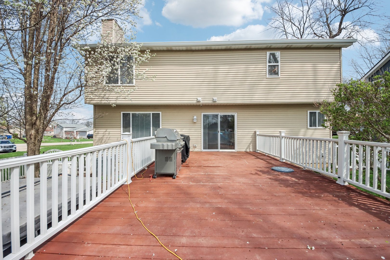 25241 W Entrance Drive, Lake Villa, IL 60046