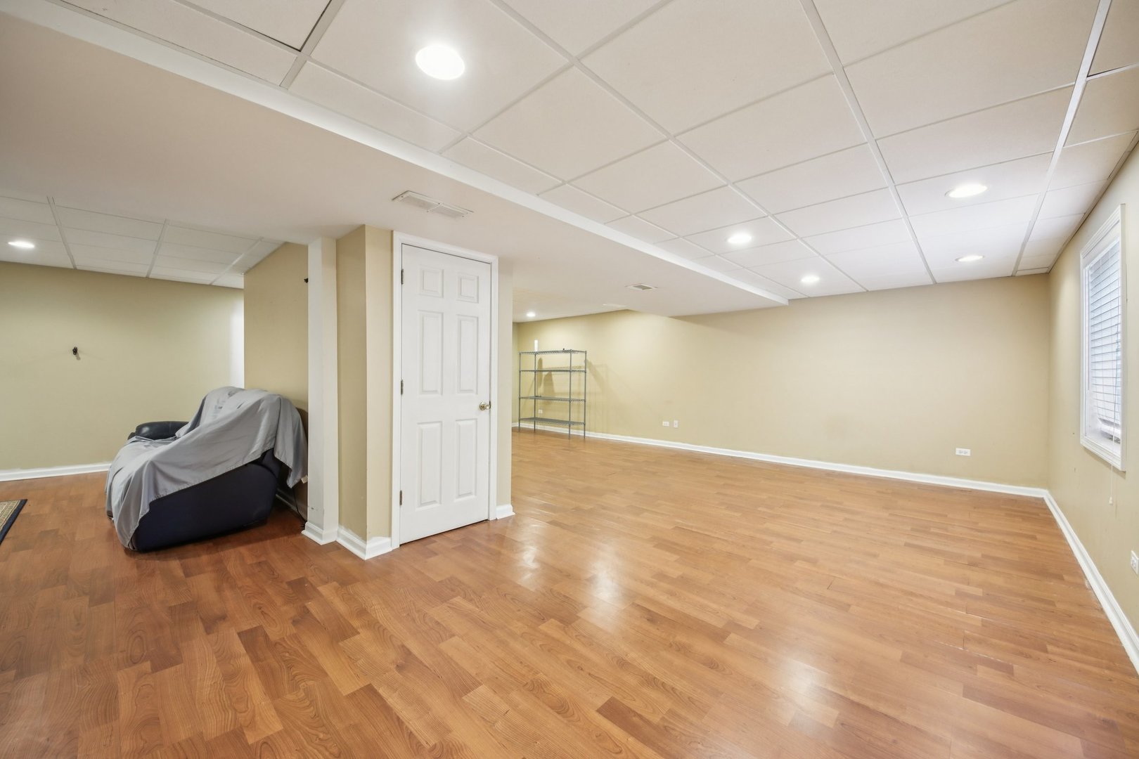 25241 W Entrance Drive, Lake Villa, IL 60046