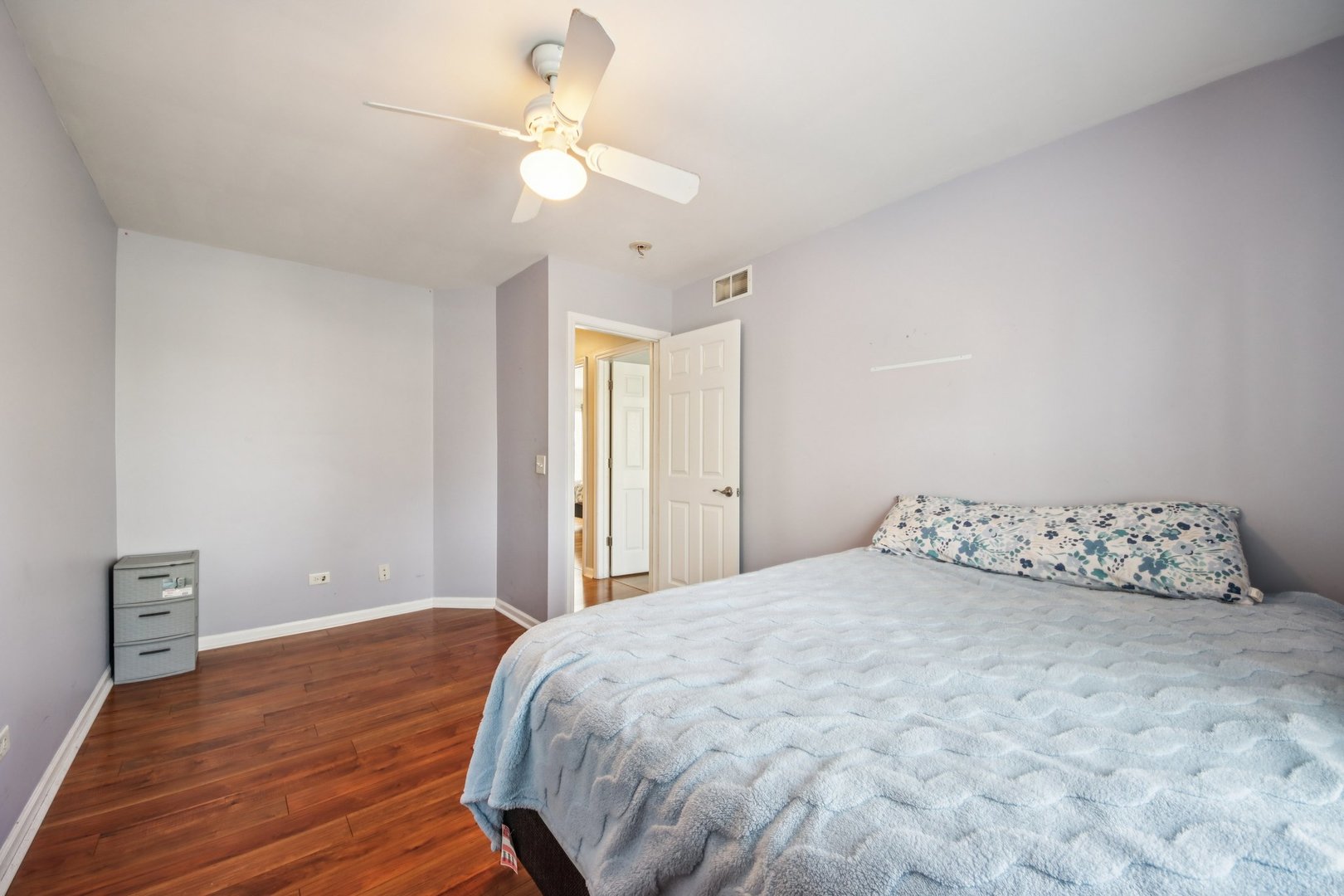 25241 W Entrance Drive, Lake Villa, IL 60046