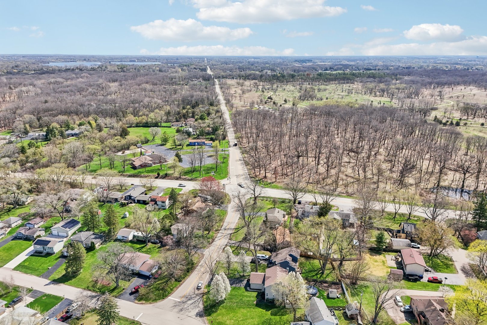 25241 W Entrance Drive, Lake Villa, IL 60046