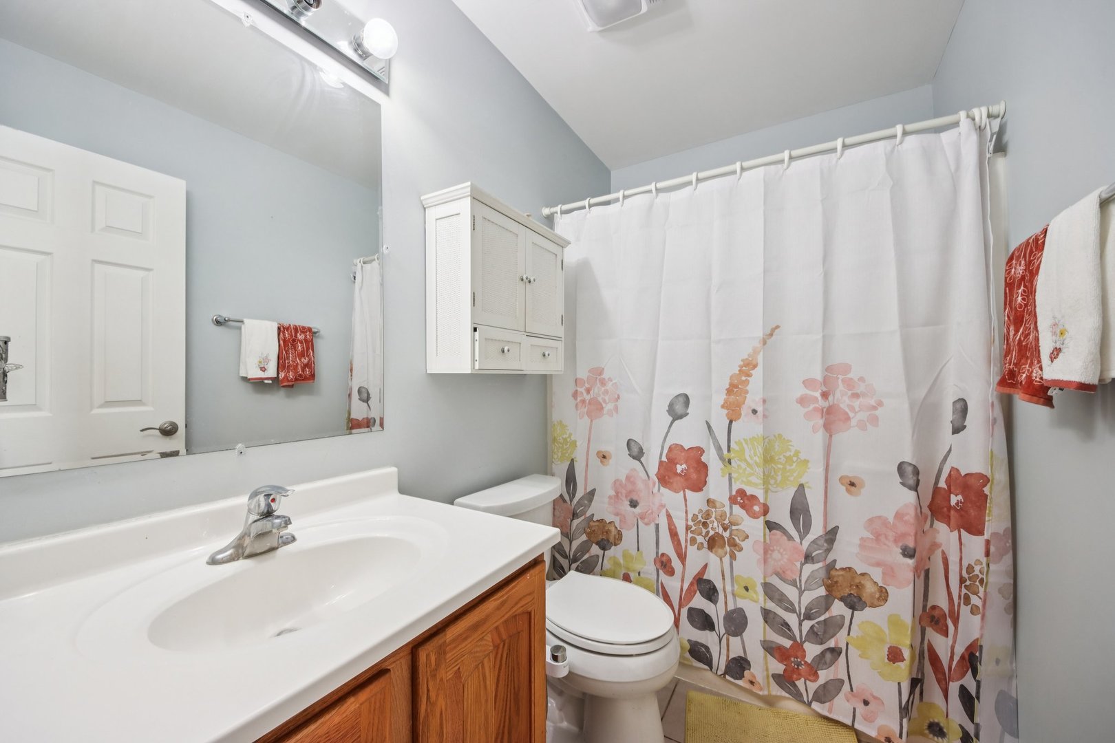 25241 W Entrance Drive, Lake Villa, IL 60046